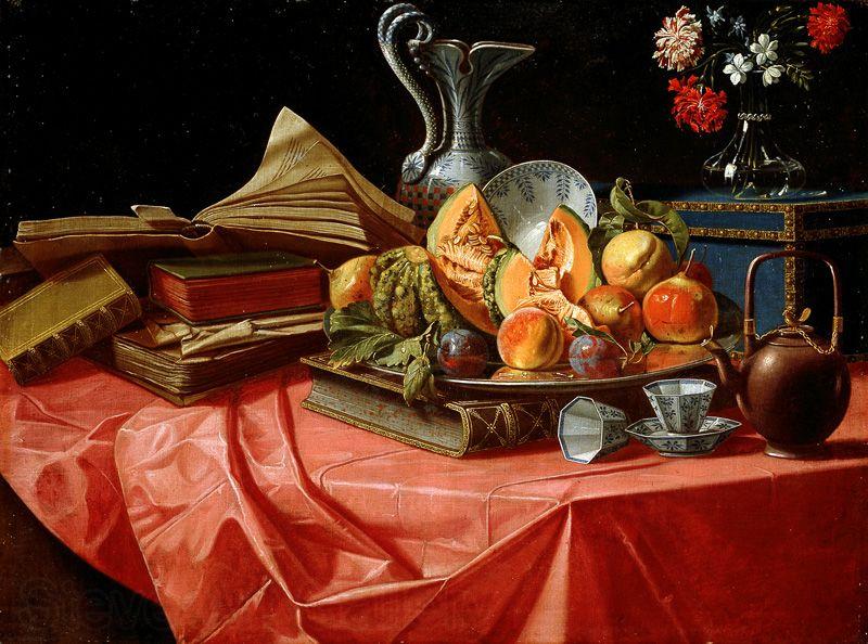 Cristoforo Munari vasetto di fiori e teiera su tavolo coperto da tovaglia rossa Norge oil painting art